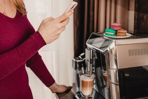 Переваги купівлі бюджетної автоматичної кавомашини для дому на Royal-life