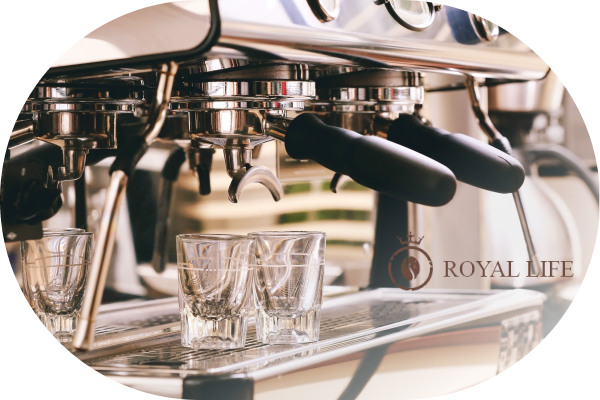 Професійні кавоварки замовити для кав'ярні в інтернет-магазині Royal Life